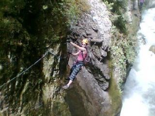  Practicar Vía Ferrata 